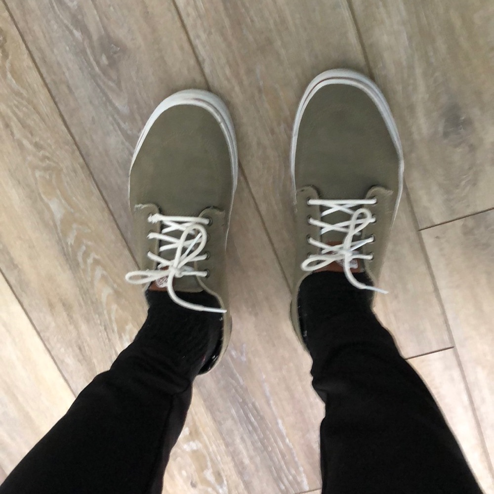 Vans. Size 10. Men’s